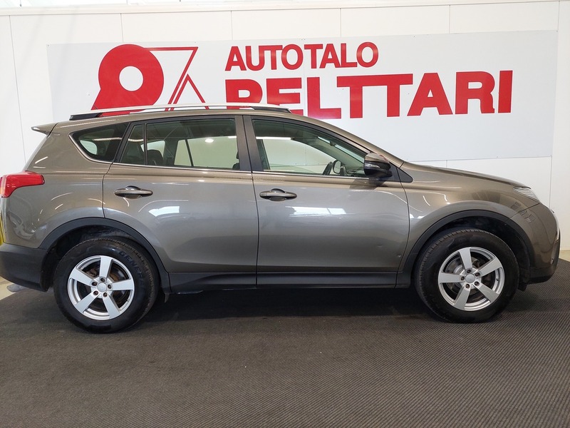 Toyota RAV4 vaihtoauto