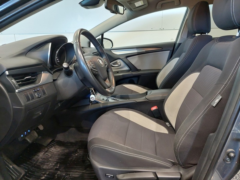 Toyota Avensis vaihtoauto