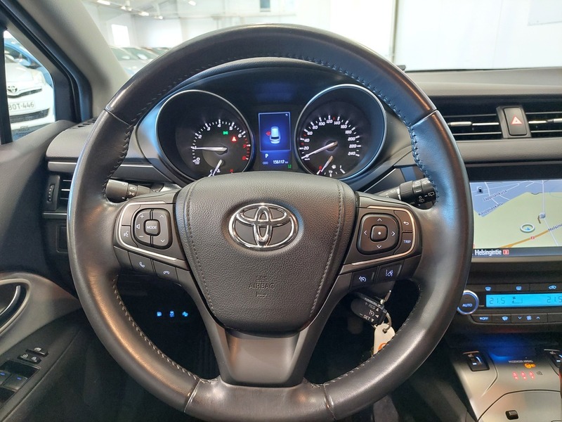 Toyota Avensis vaihtoauto