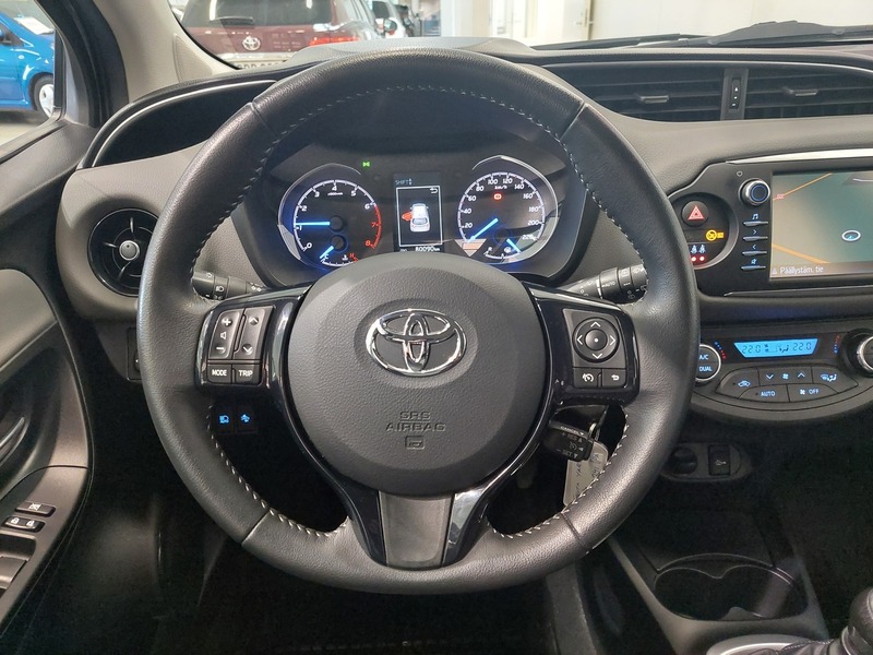 Toyota Yaris vaihtoauto