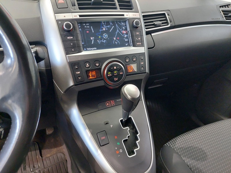 Toyota Verso vaihtoauto