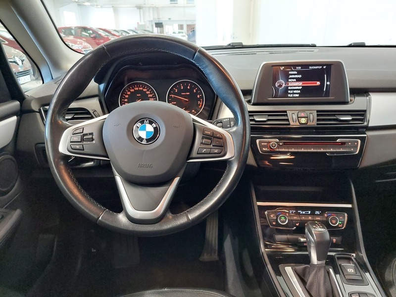BMW 218 vaihtoauto