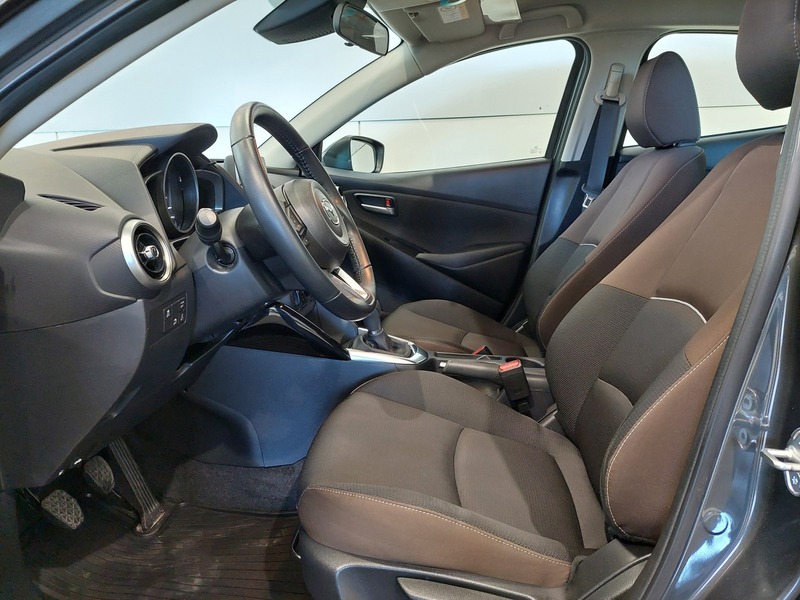 Mazda 2 vaihtoauto