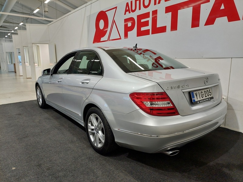 Mercedes-Benz C vaihtoauto