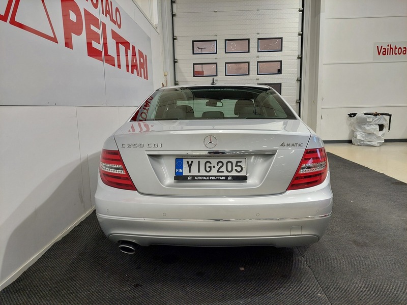Mercedes-Benz C vaihtoauto