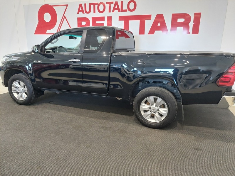 Toyota Hilux vaihtoauto