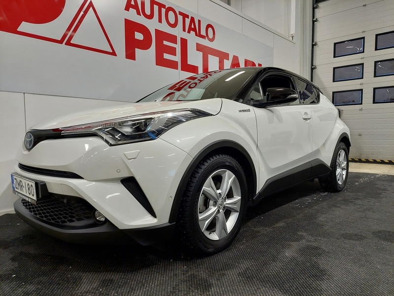 Toyota C-HR vaihtoauto