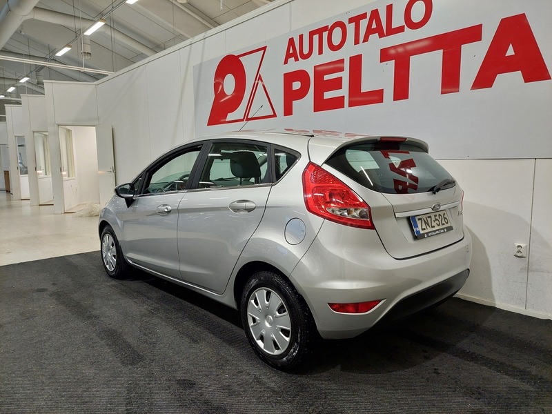Ford Fiesta vaihtoauto