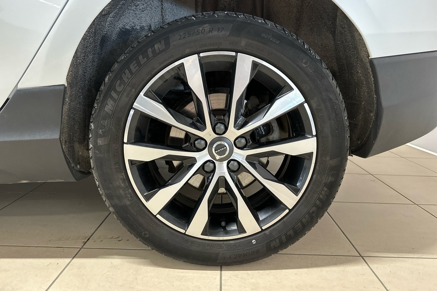 Volvo V40 Cross Country vaihtoauto