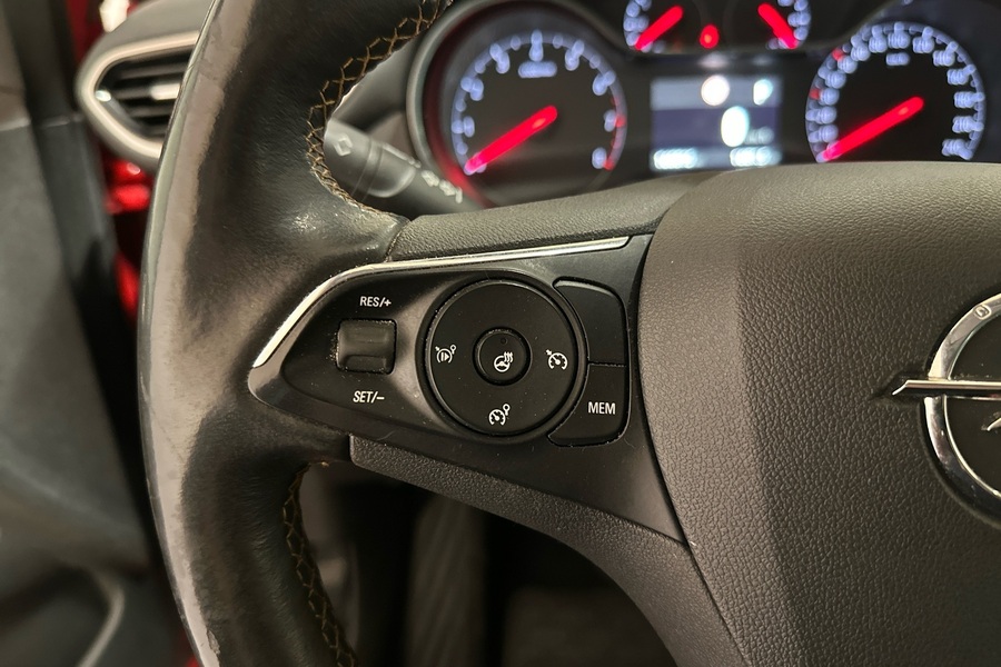 Opel Crossland X vaihtoauto