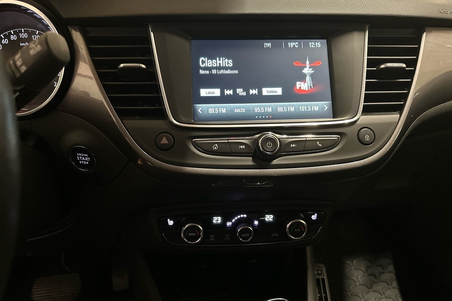 Opel Crossland X vaihtoauto