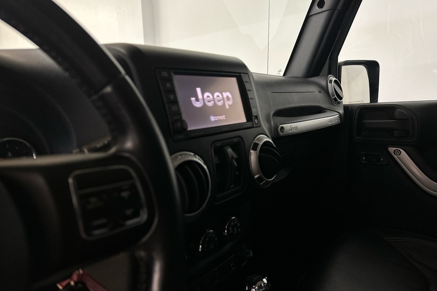 Jeep Wrangler vaihtoauto