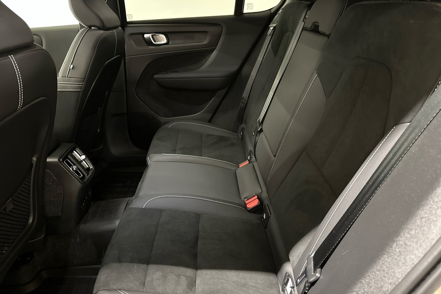 Volvo EC40 vaihtoauto