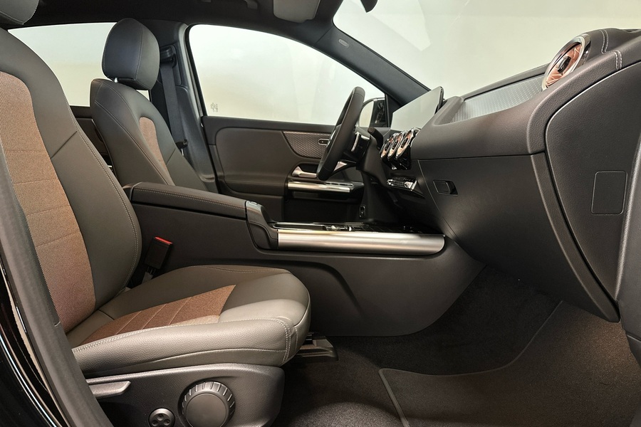 Mercedes-Benz EQA vaihtoauto