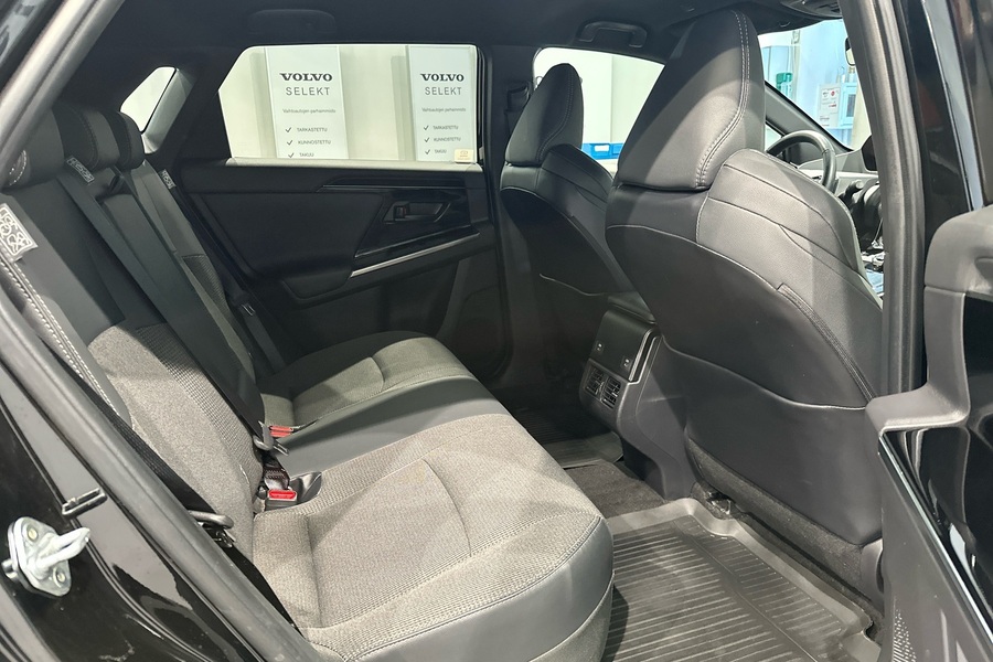 Toyota bZ4X vaihtoauto