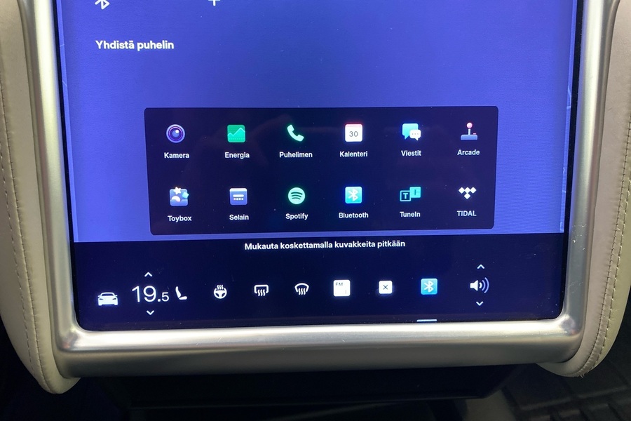 Tesla Model S vaihtoauto