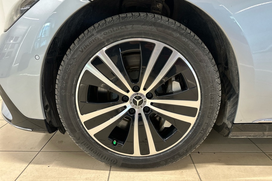 Mercedes-Benz EQE vaihtoauto