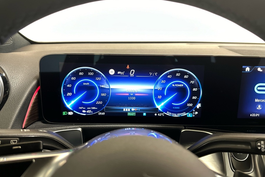 Mercedes-Benz EQB vaihtoauto