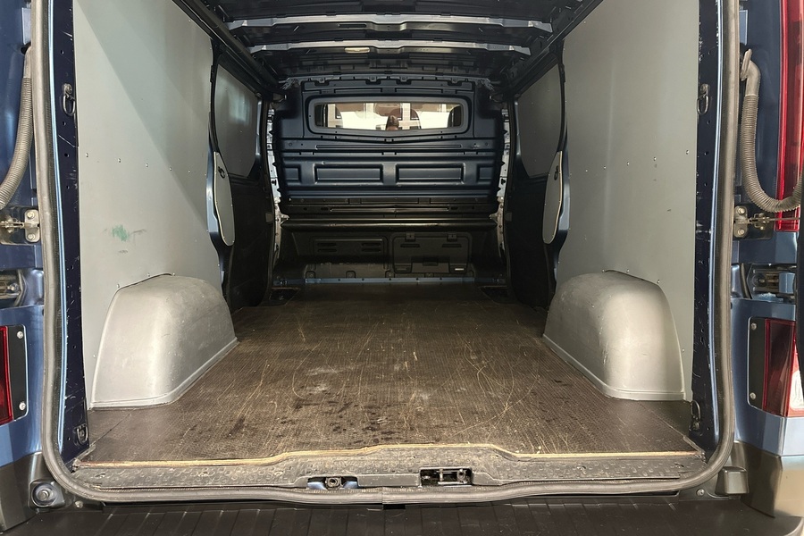 Nissan NV300 vaihtoauto