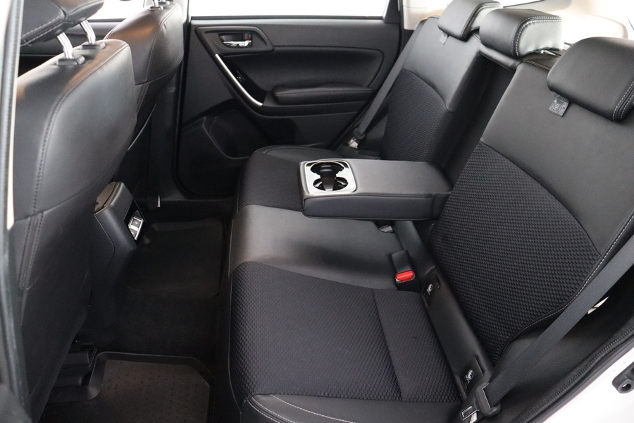 Subaru Forester vaihtoauto