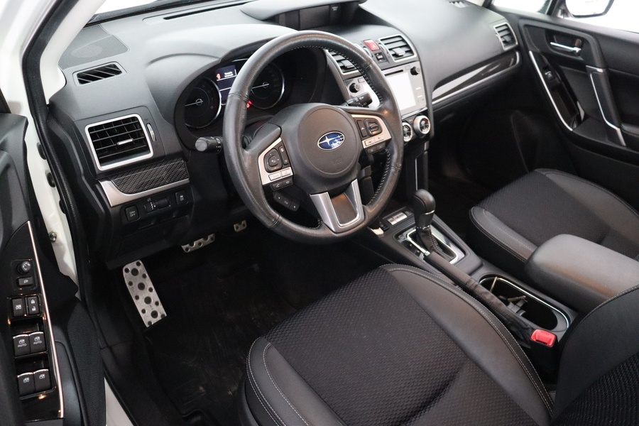 Subaru Forester vaihtoauto