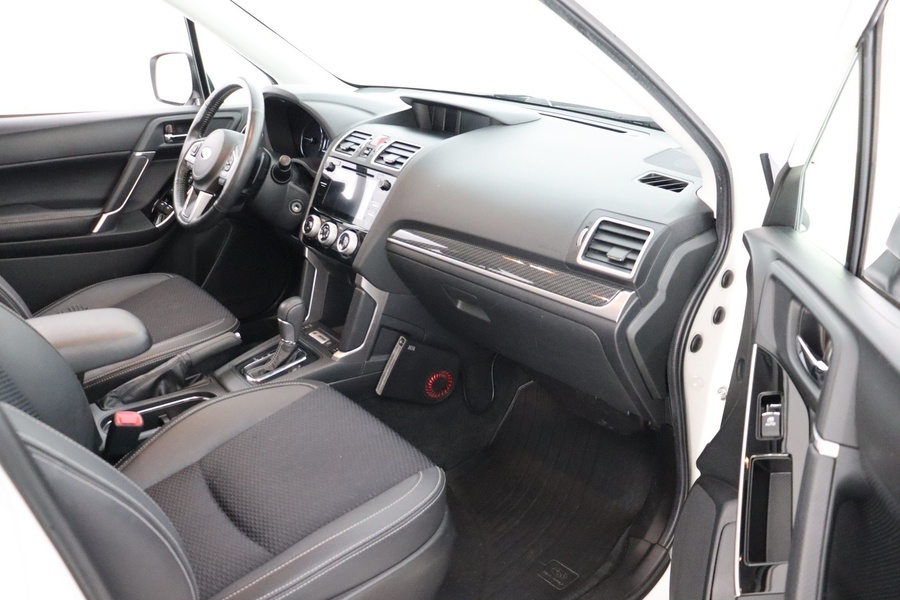 Subaru Forester vaihtoauto