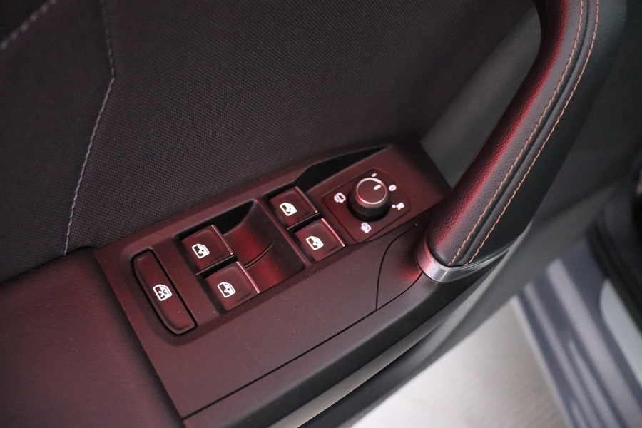 Cupra Leon vaihtoauto