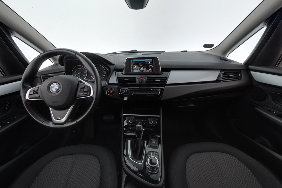 BMW 218 vaihtoauto
