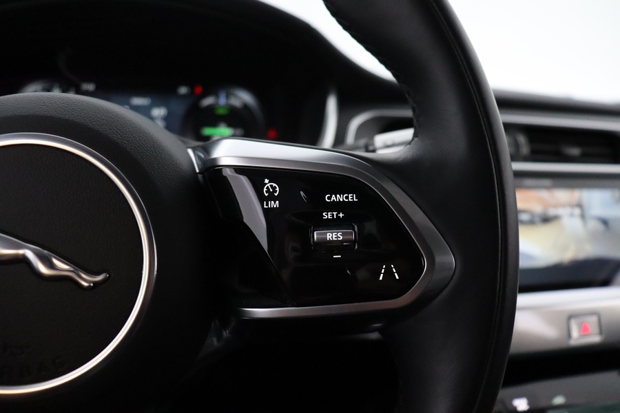 Jaguar I-PACE vaihtoauto