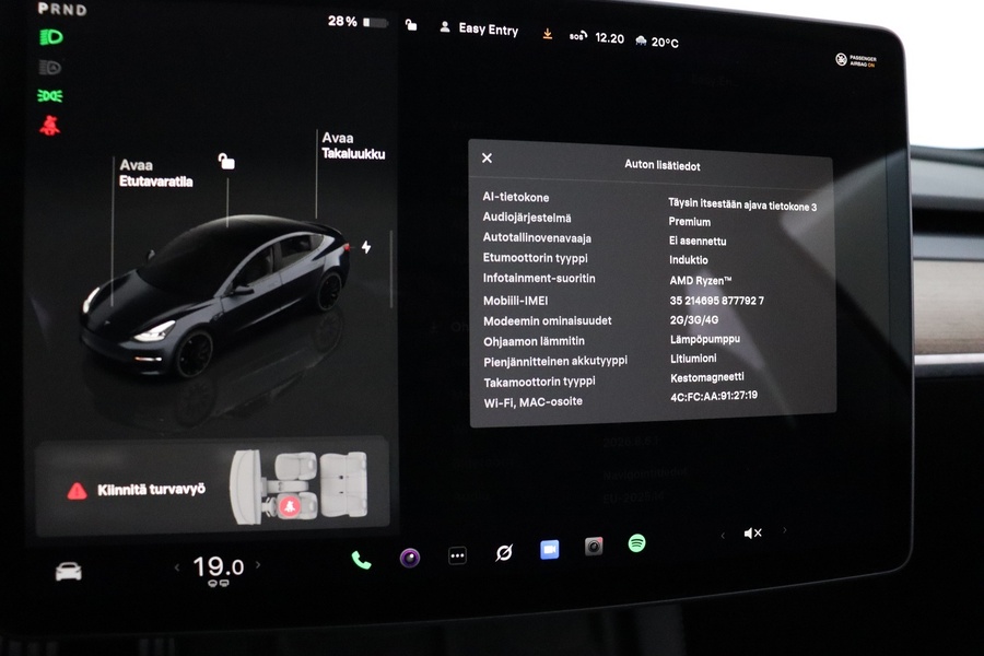 Tesla Model 3 vaihtoauto