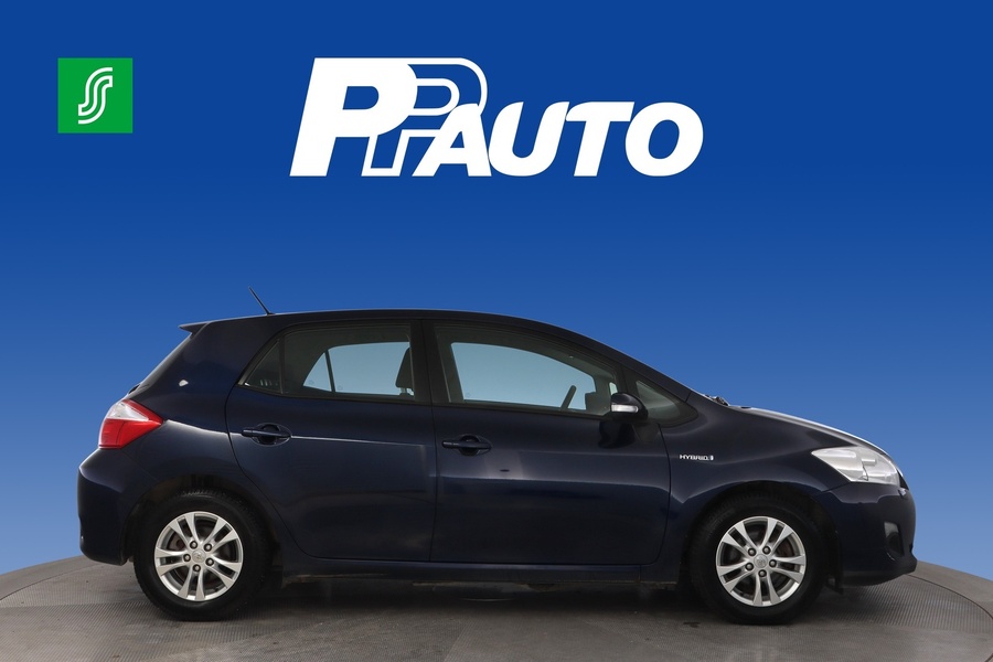 Toyota Auris vaihtoauto