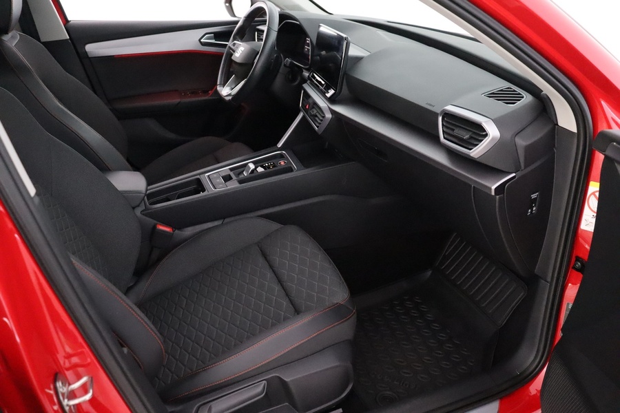 SEAT Leon Sportstourer vaihtoauto