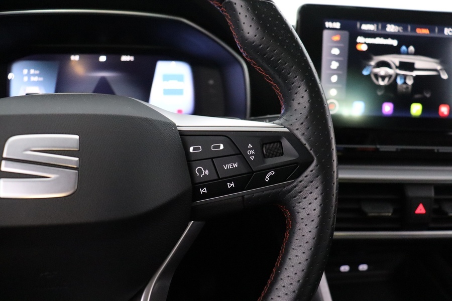 SEAT Leon Sportstourer vaihtoauto