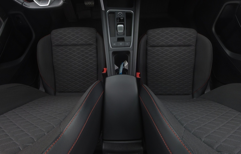 SEAT Leon Sportstourer vaihtoauto