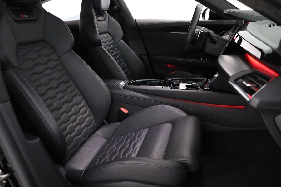 Audi e-tron GT vaihtoauto