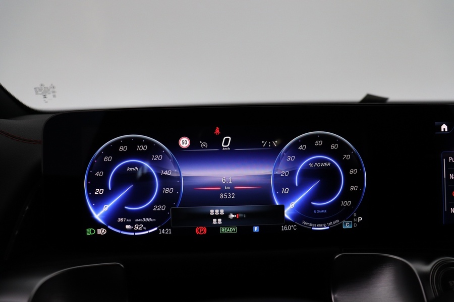 Mercedes-Benz EQB vaihtoauto