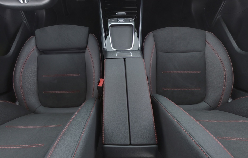 Mercedes-Benz EQB vaihtoauto