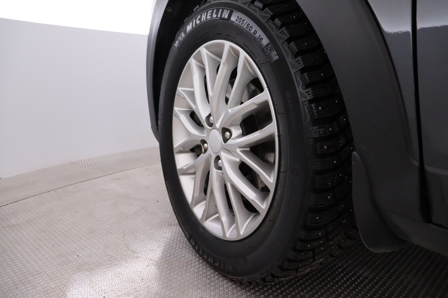 Kia Stonic vaihtoauto