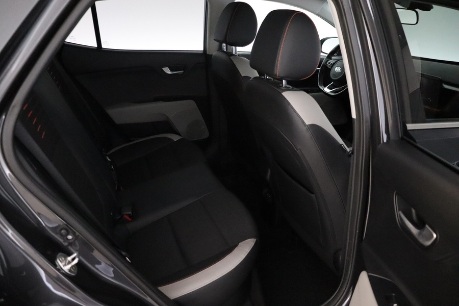 Kia Stonic vaihtoauto