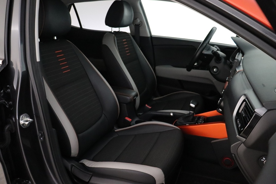 Kia Stonic vaihtoauto