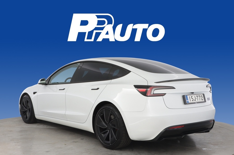 Tesla Model 3 vaihtoauto