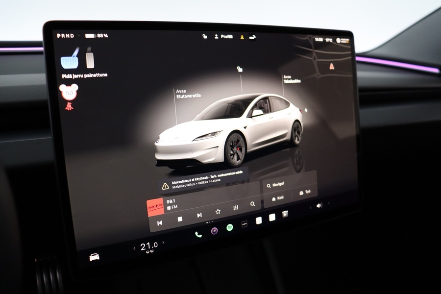 Tesla Model 3 vaihtoauto