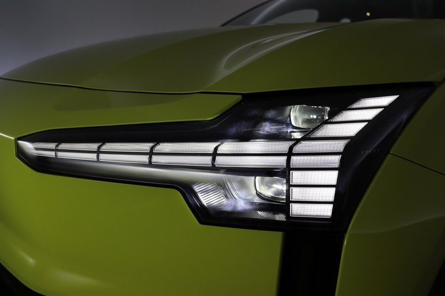 Volvo EX30 vaihtoauto