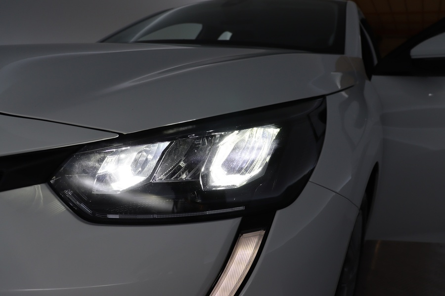 Peugeot 208 vaihtoauto