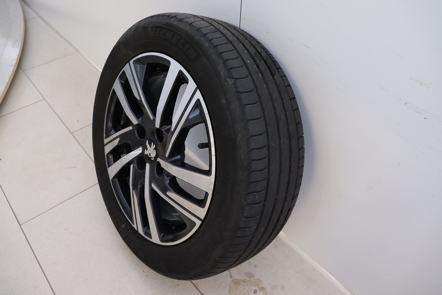 Peugeot 208 vaihtoauto