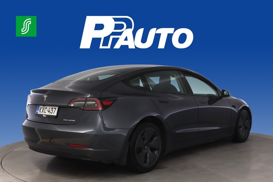 Tesla Model 3 vaihtoauto