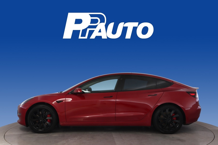 Tesla Model 3 vaihtoauto