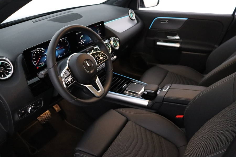 Mercedes-Benz EQA vaihtoauto