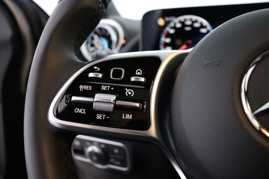 Mercedes-Benz EQA vaihtoauto