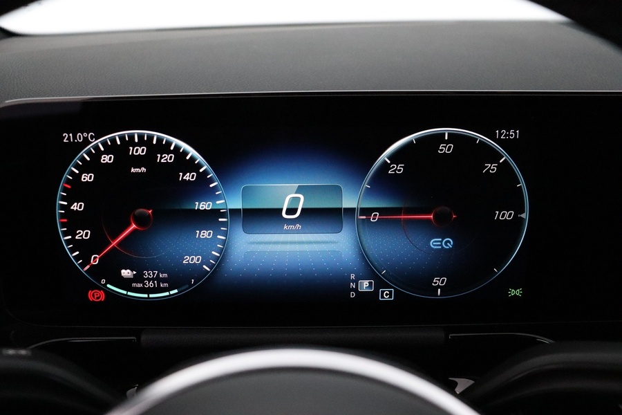 Mercedes-Benz EQA vaihtoauto